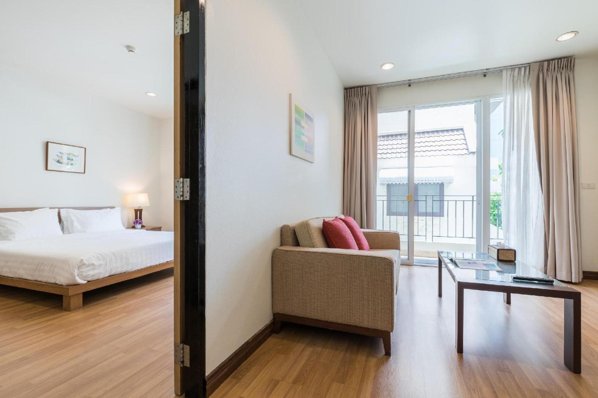 Bangkok Patio Bts Sanam Pao Aparthotel Exterior foto