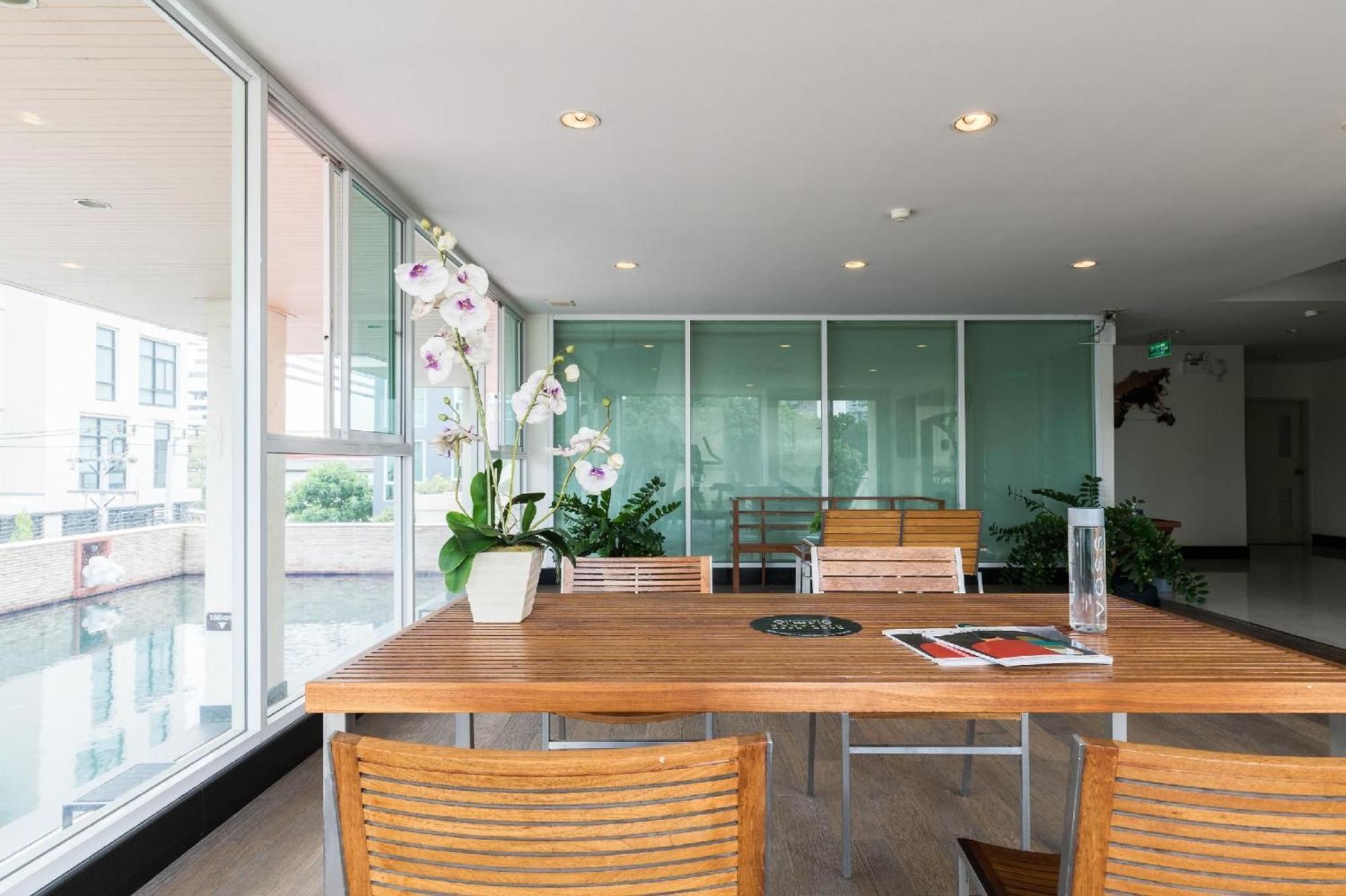 Bangkok Patio Bts Sanam Pao Aparthotel Exterior foto